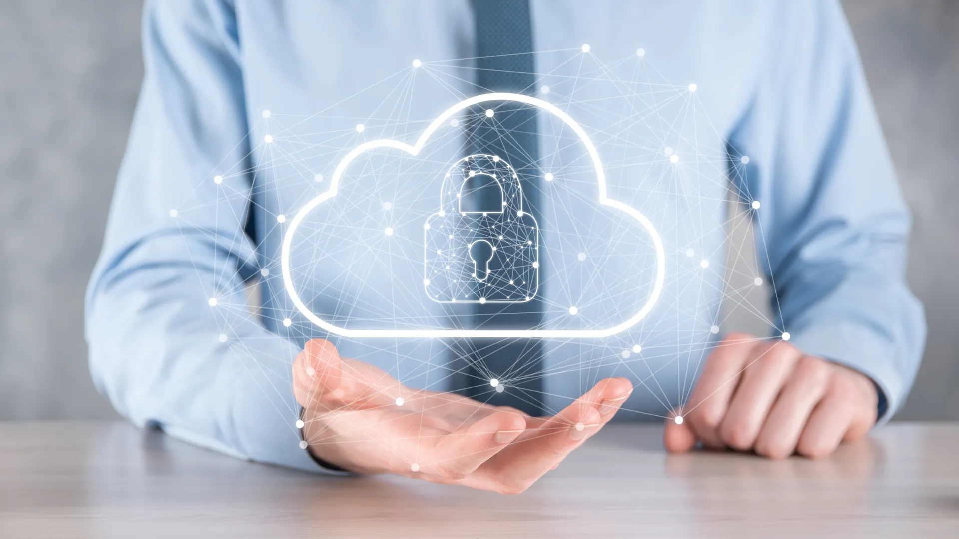 Seguridad en la Nube: Protección y gestión de datos | The Bridge